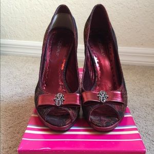 BCBGirls Catty-SM Brick Satin Brocade Heels. 7.5M